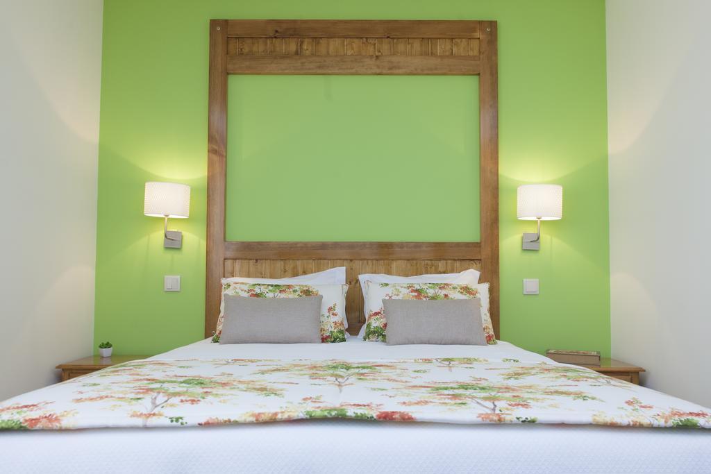Agro-Turismo Do Roxo Guest House Ervidel Eksteriør bilde
