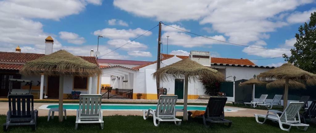 Agro-Turismo Do Roxo Guest House Ervidel Eksteriør bilde
